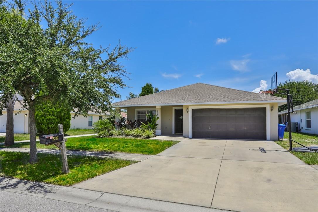2202 Pleasure Run Dr, Ruskin, FL 33570
