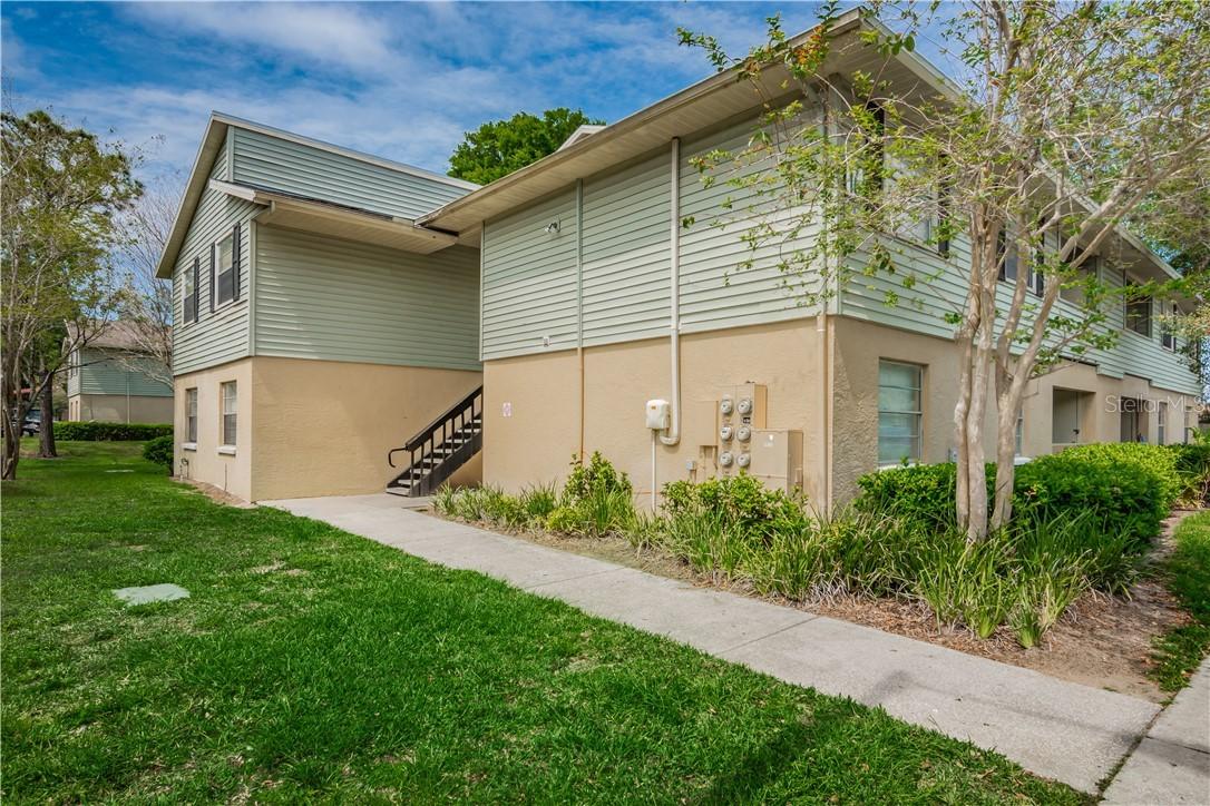 245 Thorn Tree Pl., Brandon, FL 33510