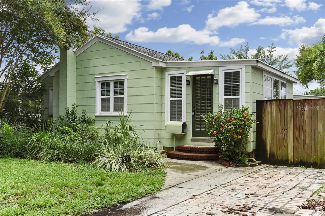 427 21st Ave., St Petersburg, FL 33704
