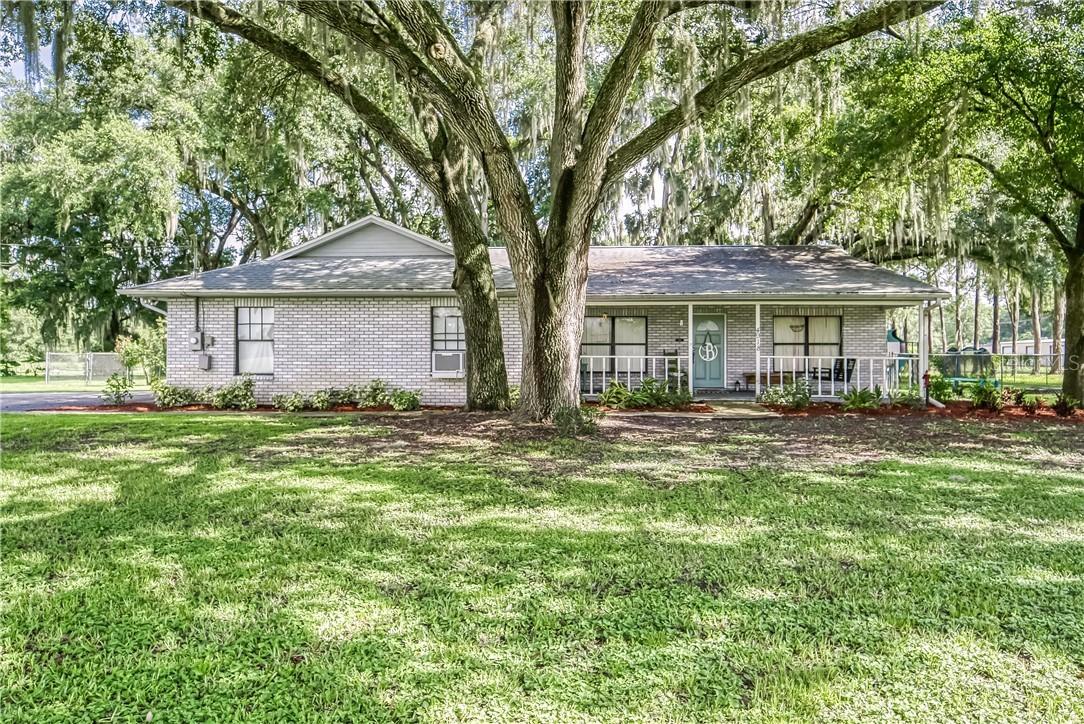 4918 Thonotosassa Rd., Plant City, FL 33565