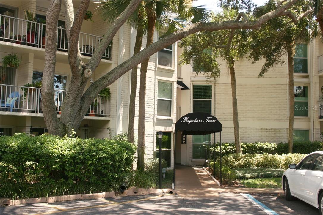 3325 Bayshore Blvd. #B33, Tampa, FL 33629