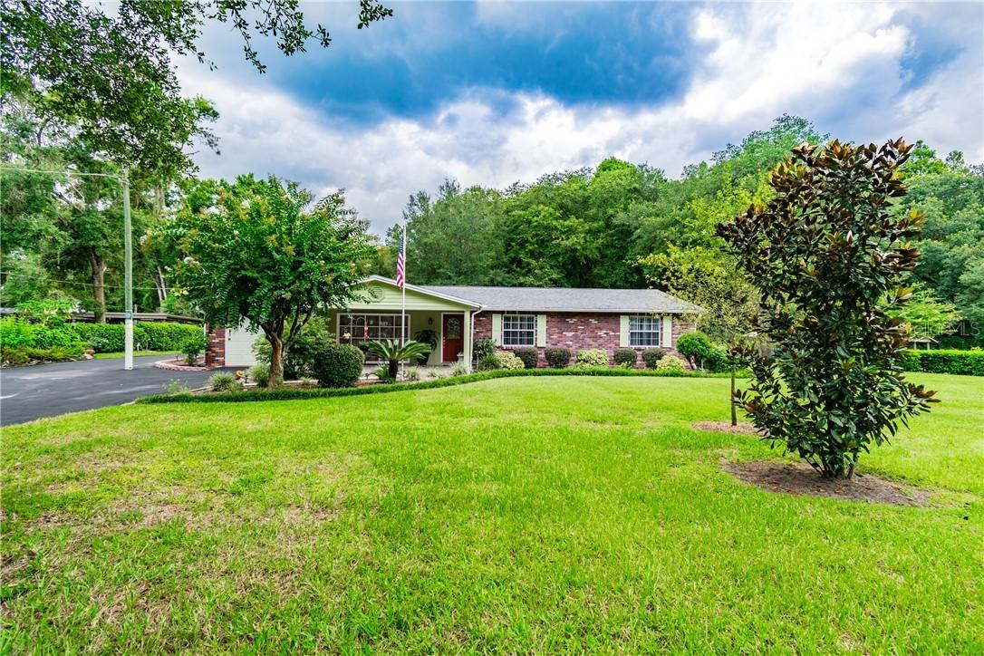 14111 Mcintosh Rd., Thonotosassa, FL 33592