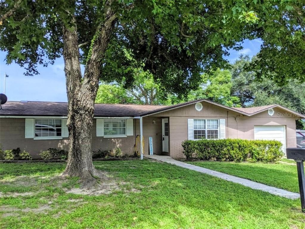 12015 Hillside Ct., Dade City, FL 33525