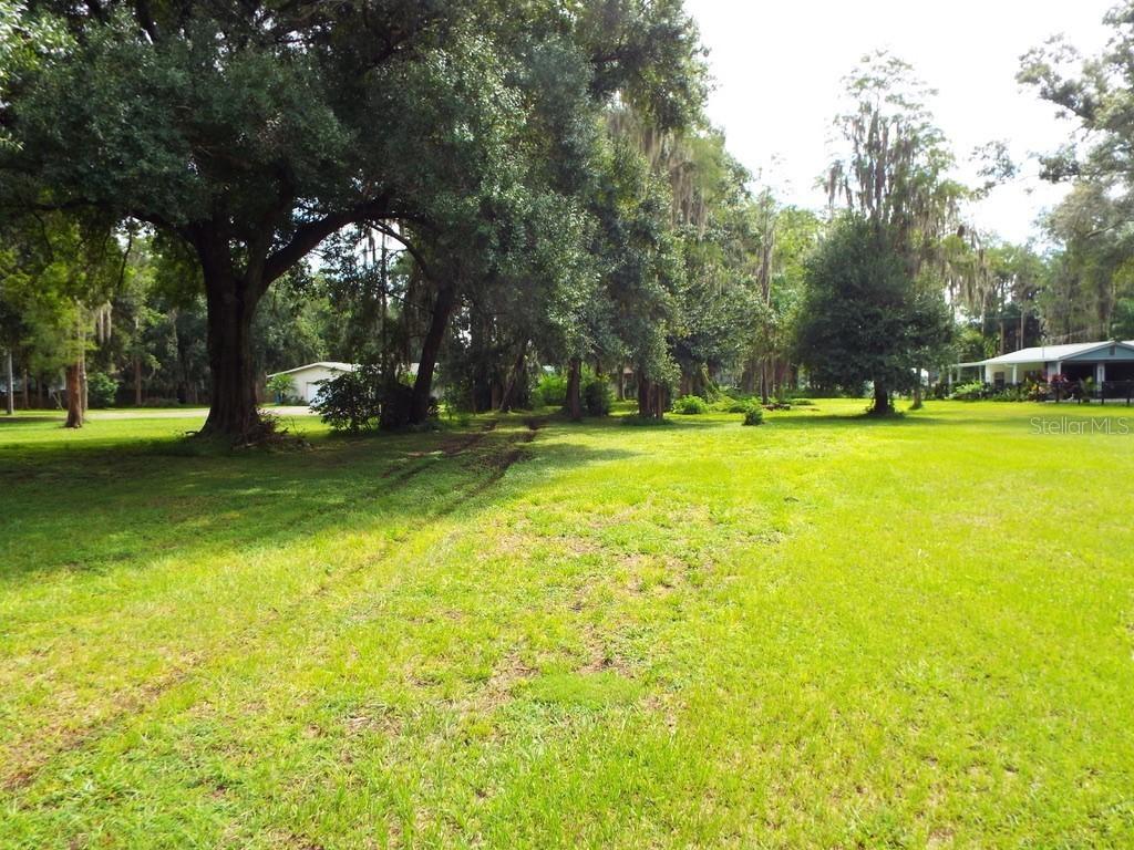 6017 Lakeside Dr., Lutz, FL 33558