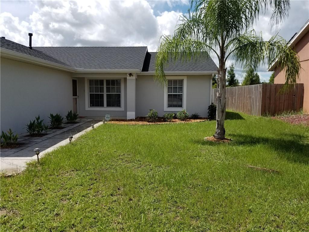 927 Berwick Dr., Davenport, FL 33897