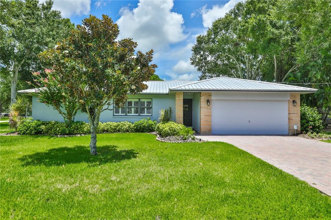 302 Wendi Lane, Ruskin, FL 33570