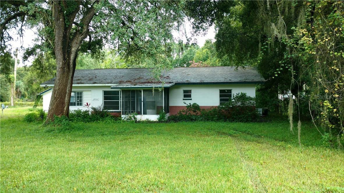 39708 Bay Ave., Zephyrhills, FL 33540