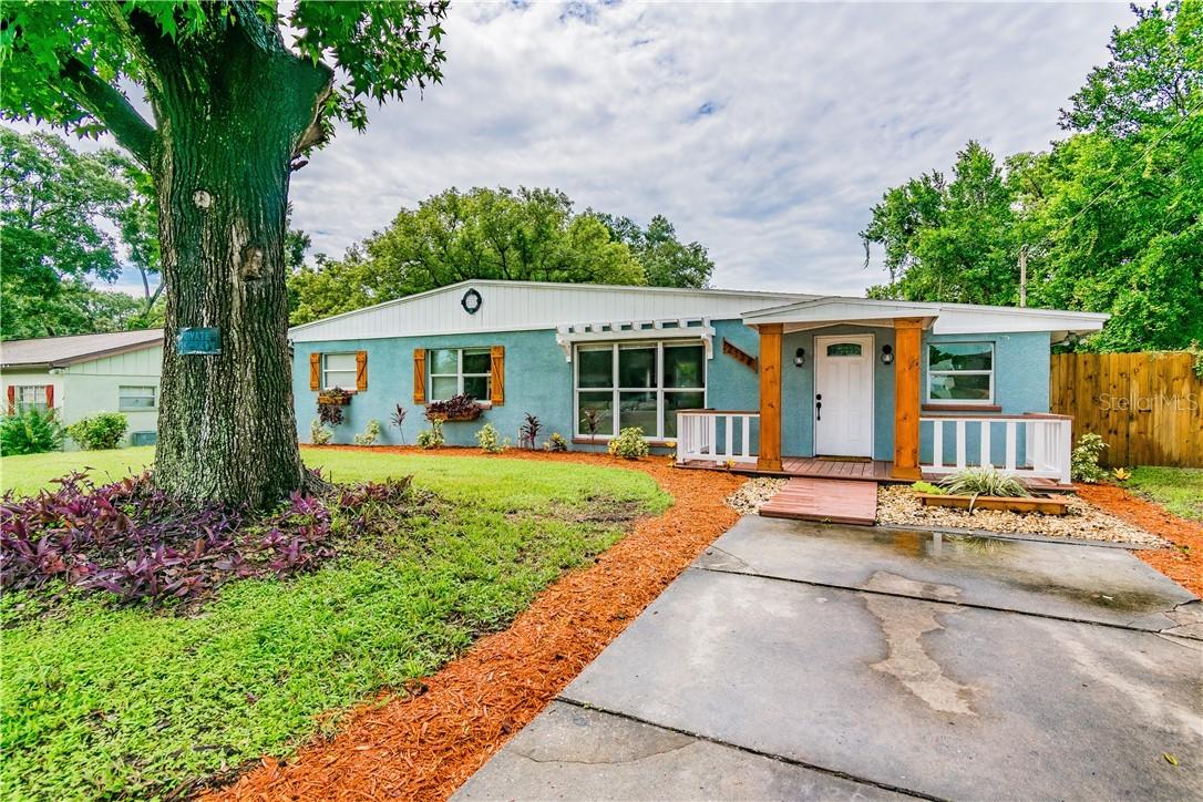 2138 W Hiawatha St., Tampa, FL 33604