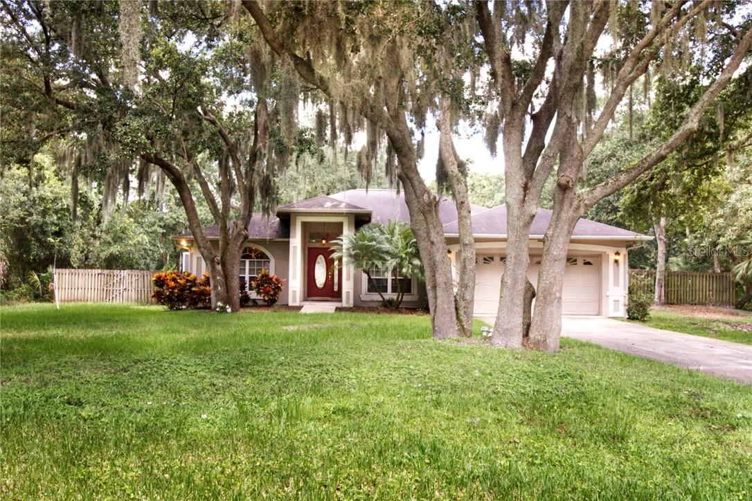 10402 Kankakee Ln., Riverview, FL 33578