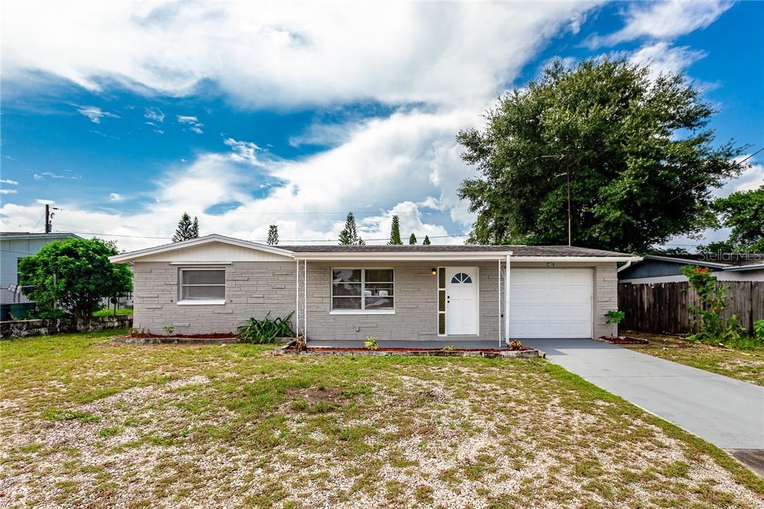 4922 Panorama Ave., Holiday, FL 34690