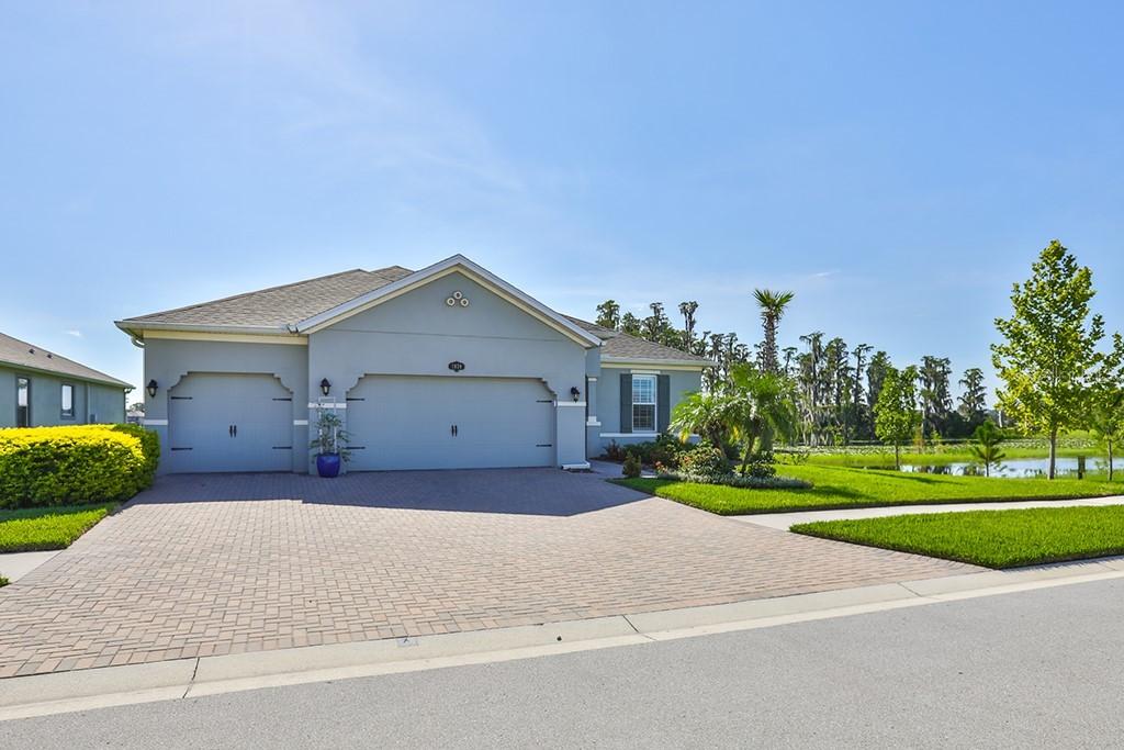 1830 Moorhen Way, Lutz, FL 33558