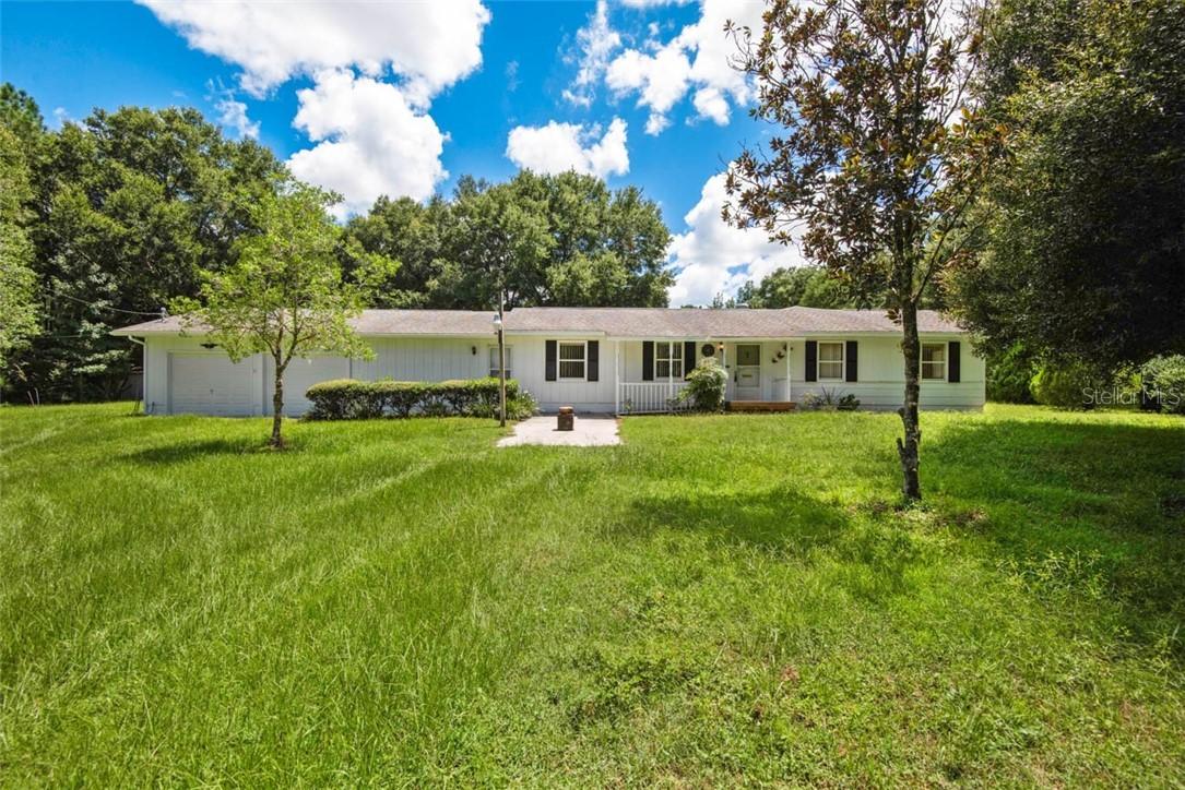 37016 Lightwood Dr., Zephyrhills, FL 33541