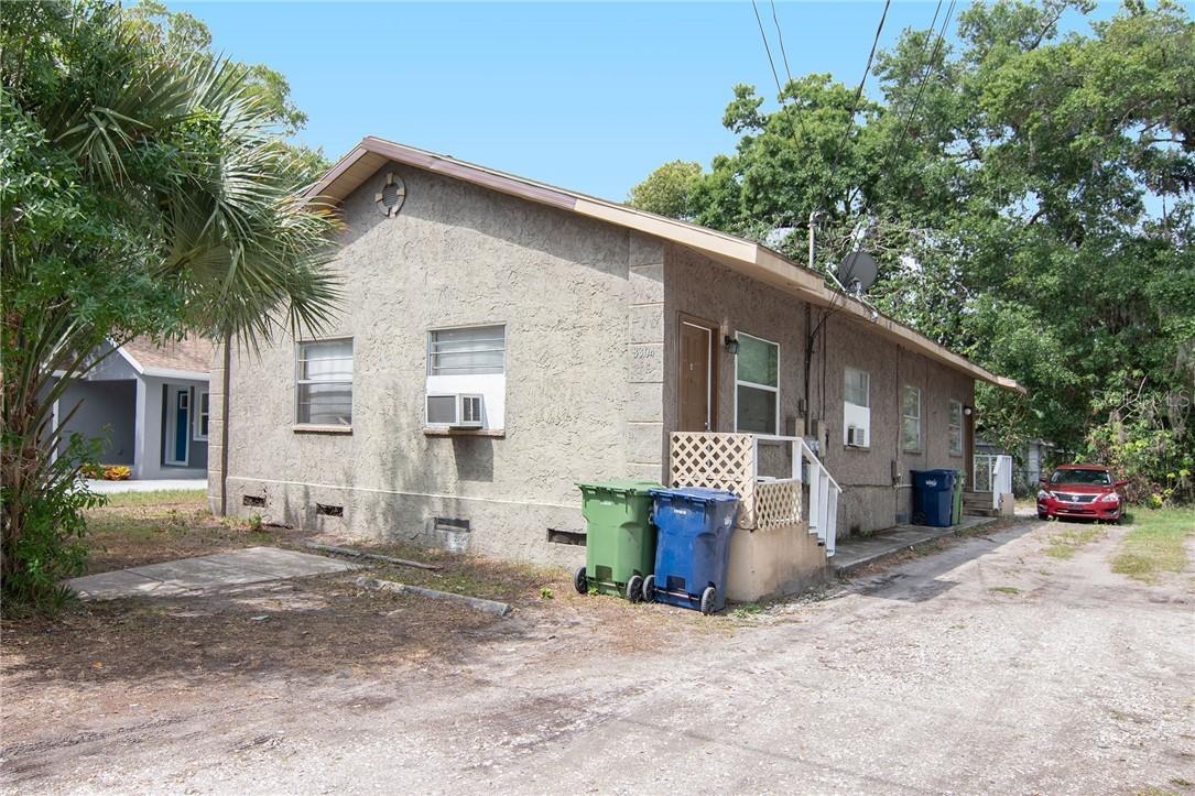 8304 N 13th St., Tampa, FL 33604