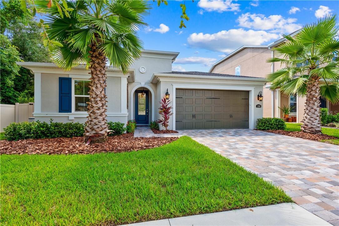 17802 Woodland View Dr., Lutz, FL 33548