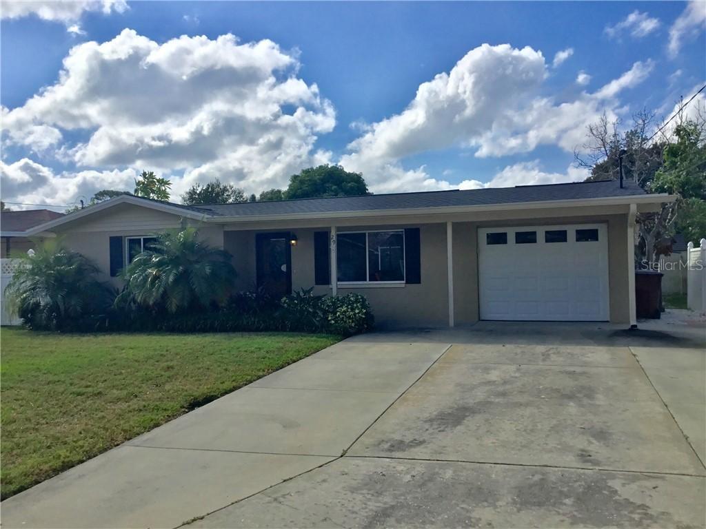 29 Oak Ave., Palm Harbor, FL 34684