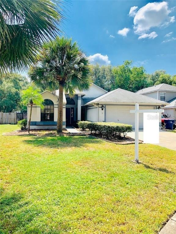 1516 Weaver Dr., Lutz, FL 33559