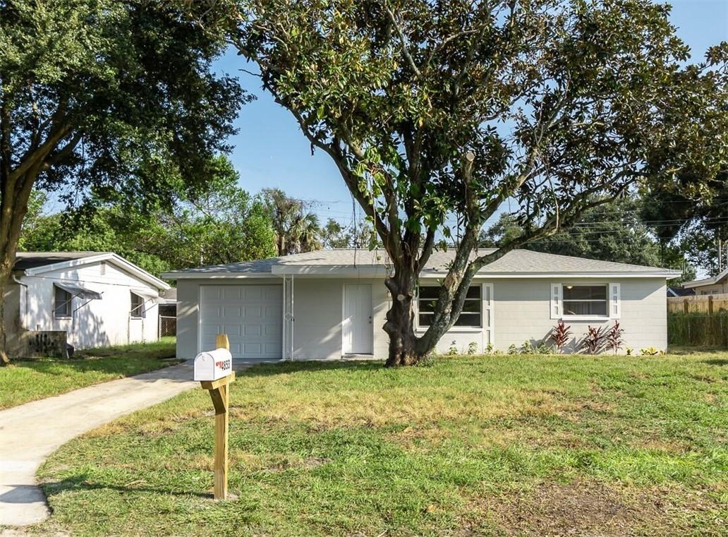 4853 Lake Ridge Ln., Holiday, FL 34690