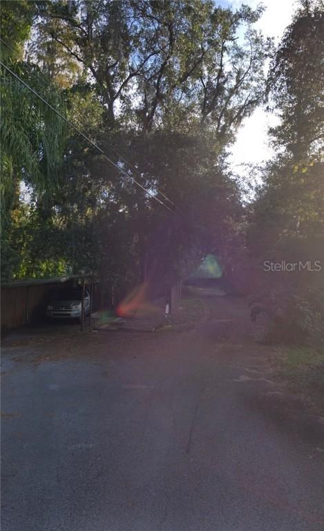 111 Oak Lee Dr., Lutz, FL 33548