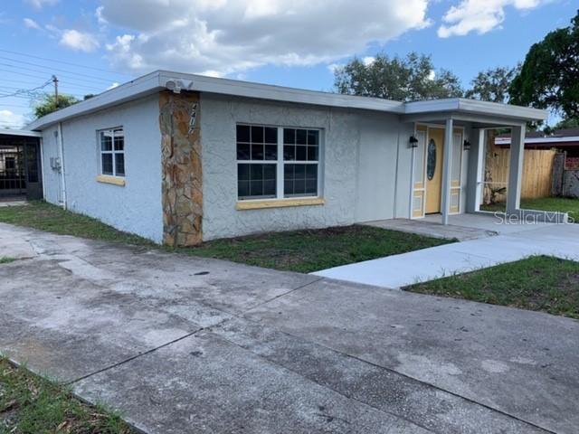 4417 Booker T Dr., Tampa, FL 33610