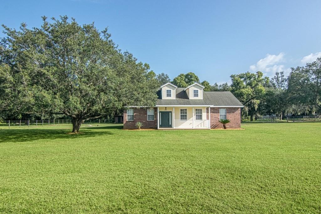 35641 Chester Dr., Zephyrhills, FL 33541