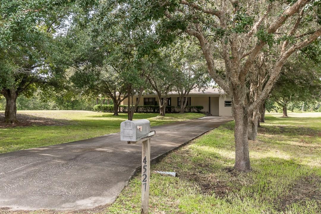 4527 Redcoat Dr., Wesley Chapel, FL 33543