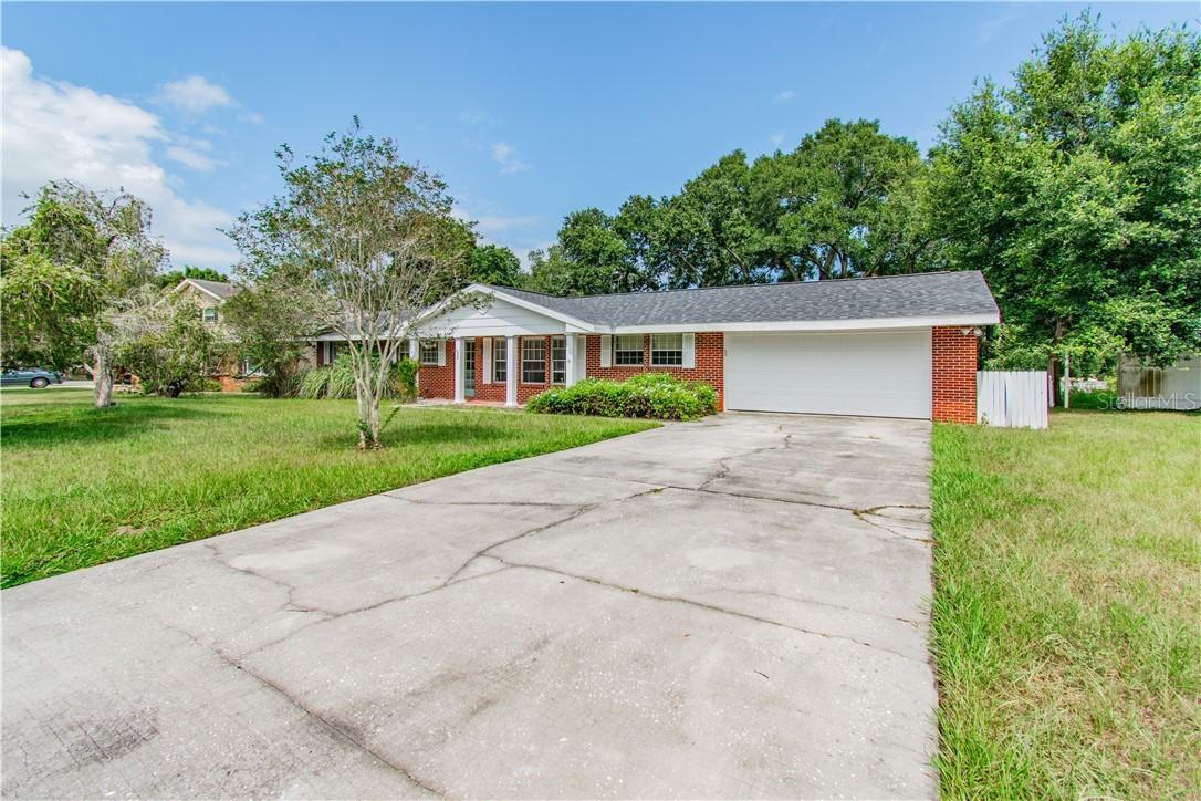 506 Charles Pl., Brandon, FL 33511