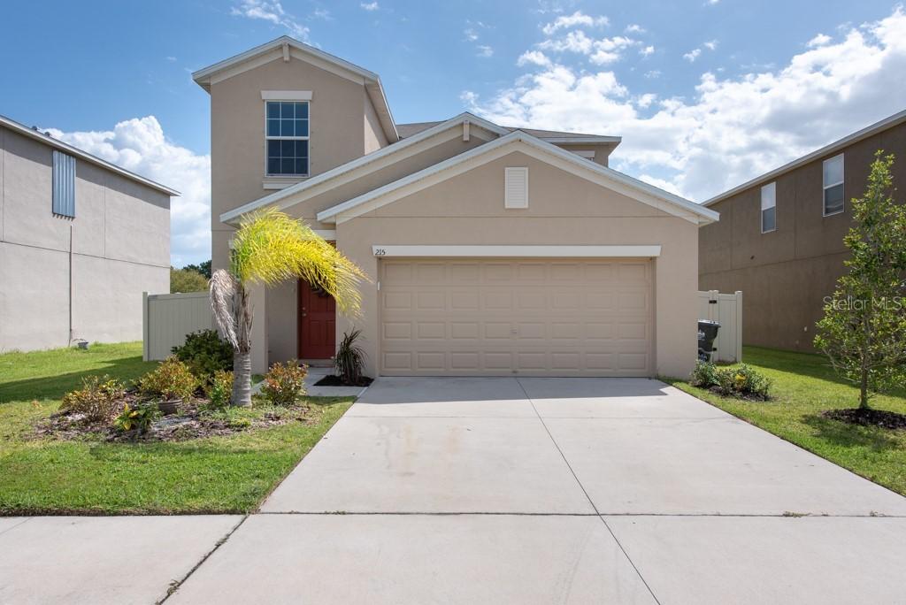 215 Cascade Bend Dr., Ruskin, FL 33570