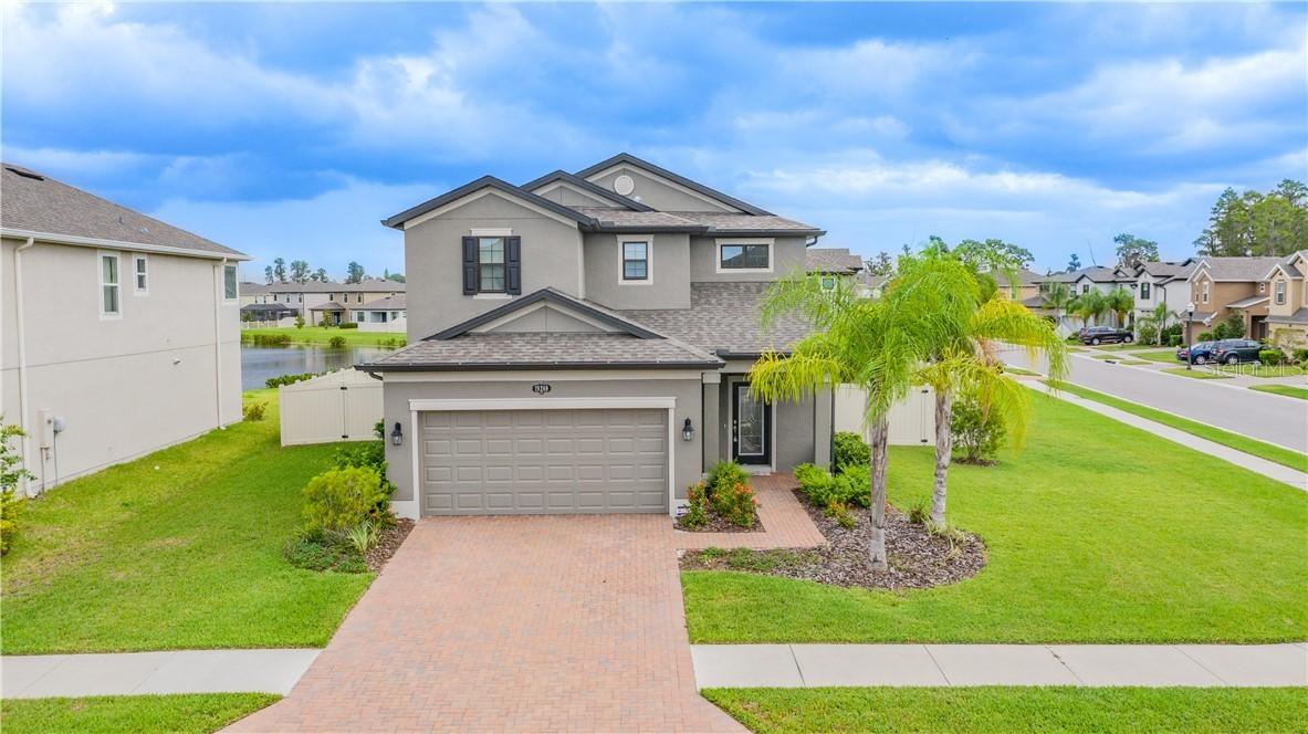 19269 Roseate Dr., Lutz, FL 33558