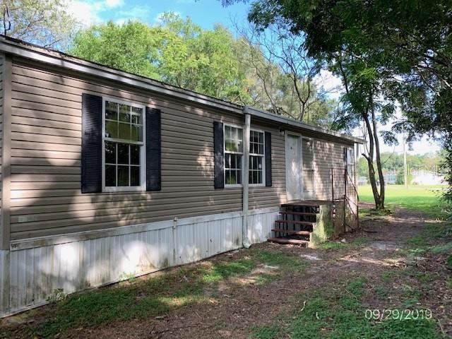 4100 Ernest Dr., Zephyrhills, FL 33543