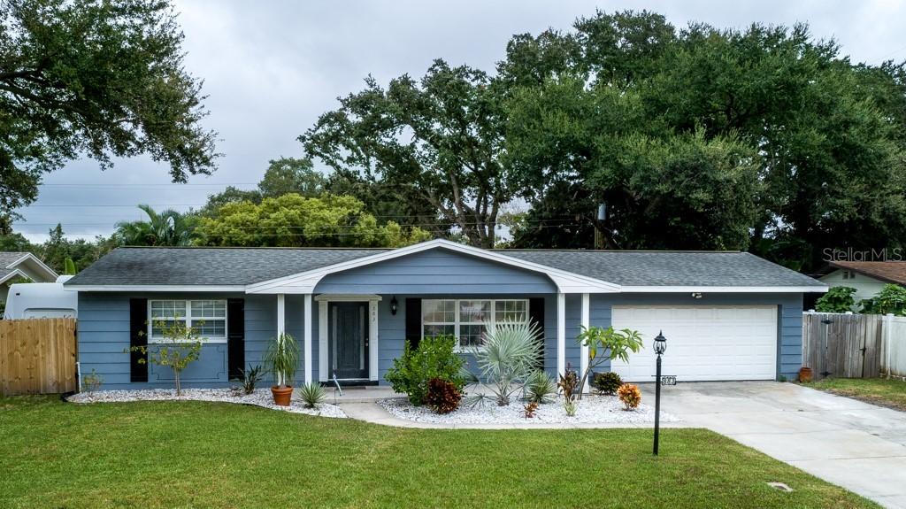 883 Irene Ave., Largo, FL 33771