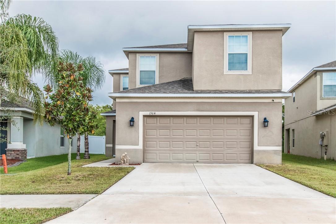 1964 Hawks View Dr., Ruskin, FL 33570