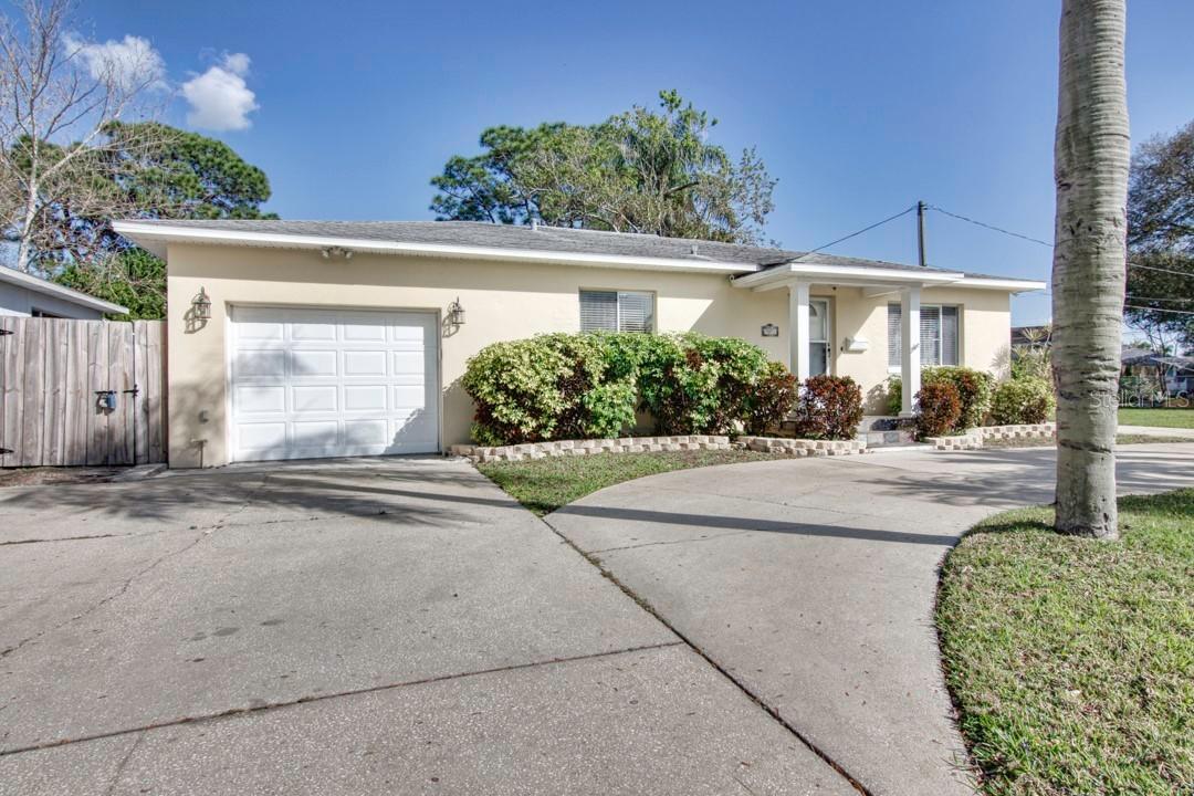 9001 3rd St., St Petersburg, FL 33702