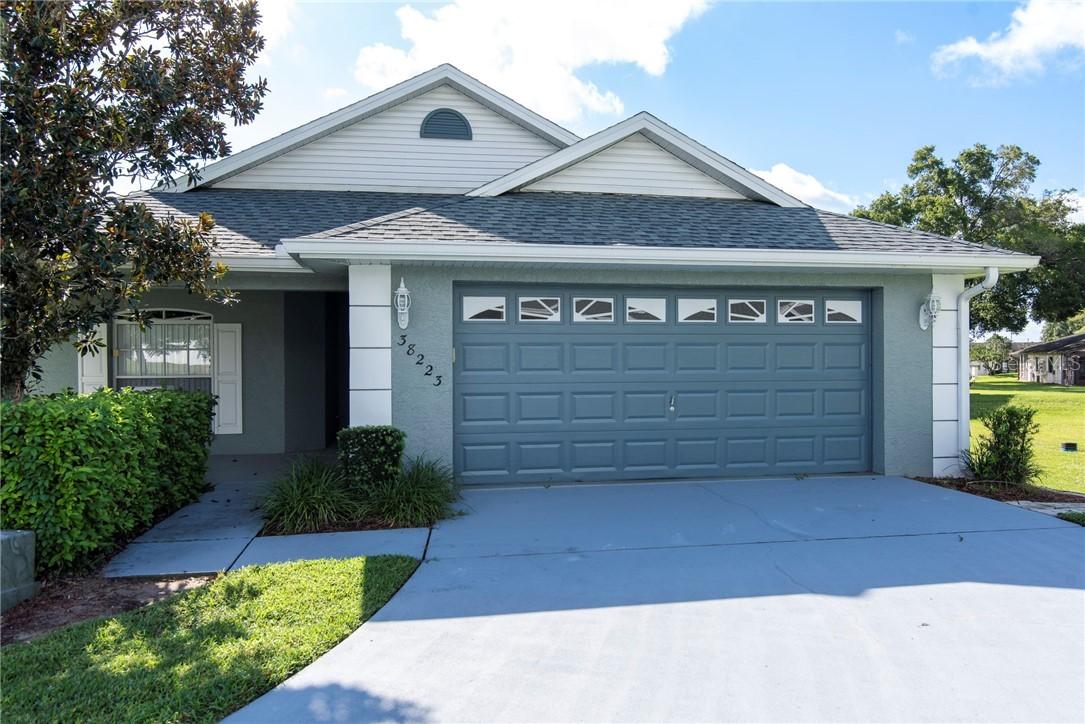 38223 Eucalyptus Dr., Zephyrhills, FL 33542