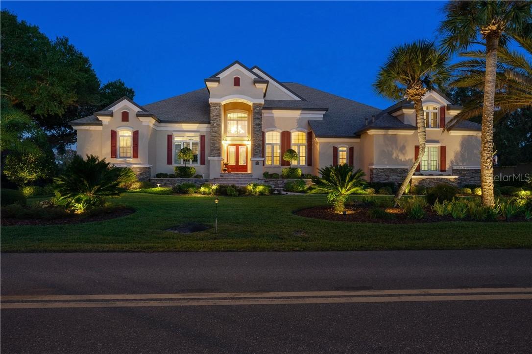 619 SW Kings Bay Dr., Crystal River, FL 34429