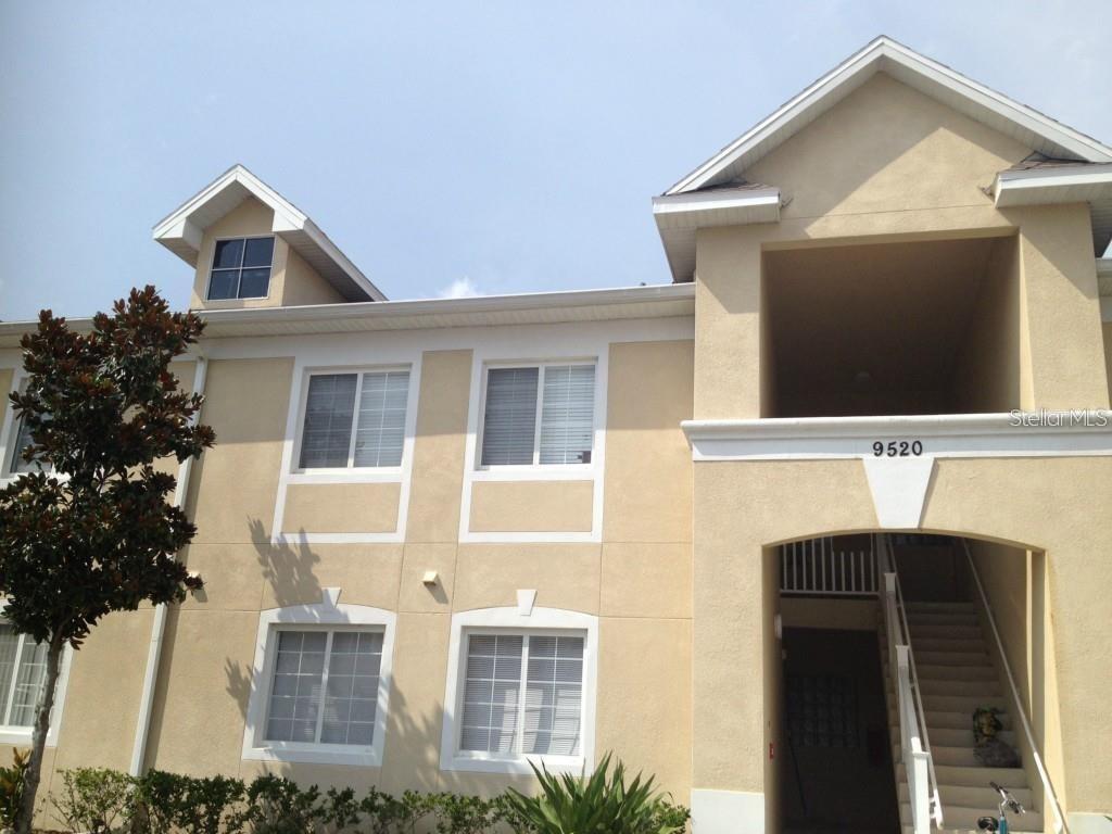 9520 Newdale Way #202, Riverview, FL 33578