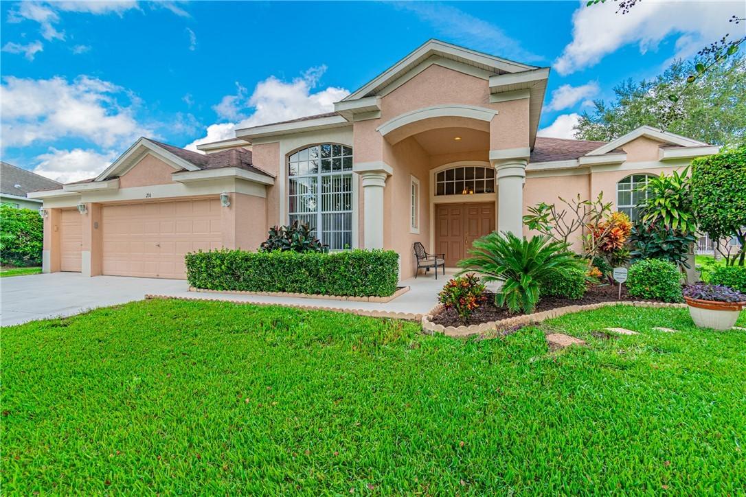 216 Bon Vie Pl., Valrico, FL 33594