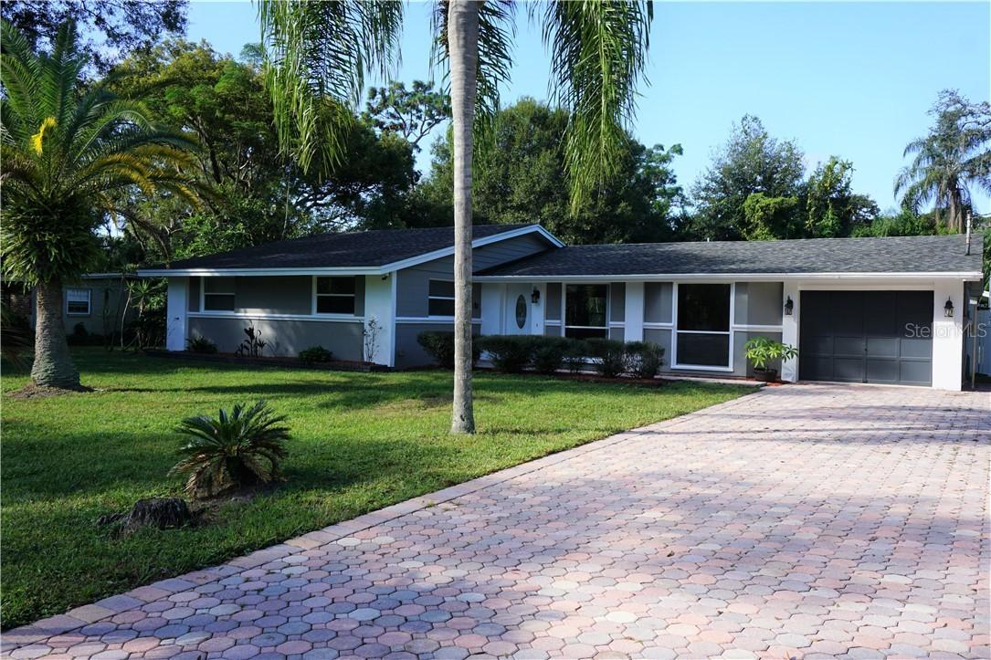 18310 Tomlinson Dr., Lutz, FL 33549