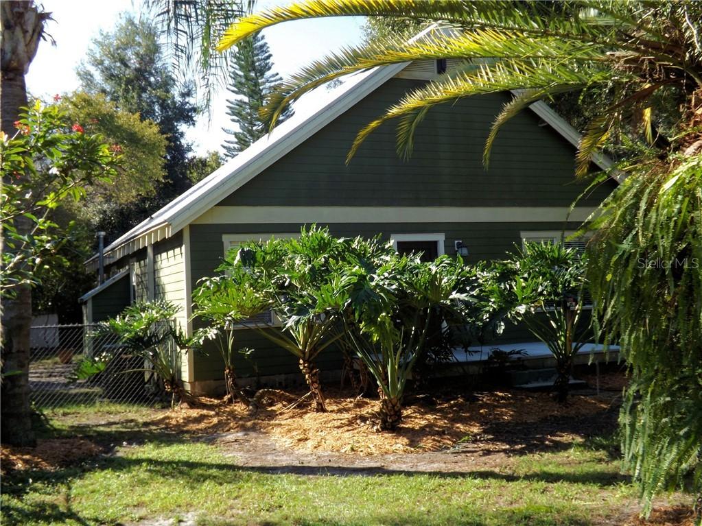 1401 E Jean St., Tampa, FL 33604