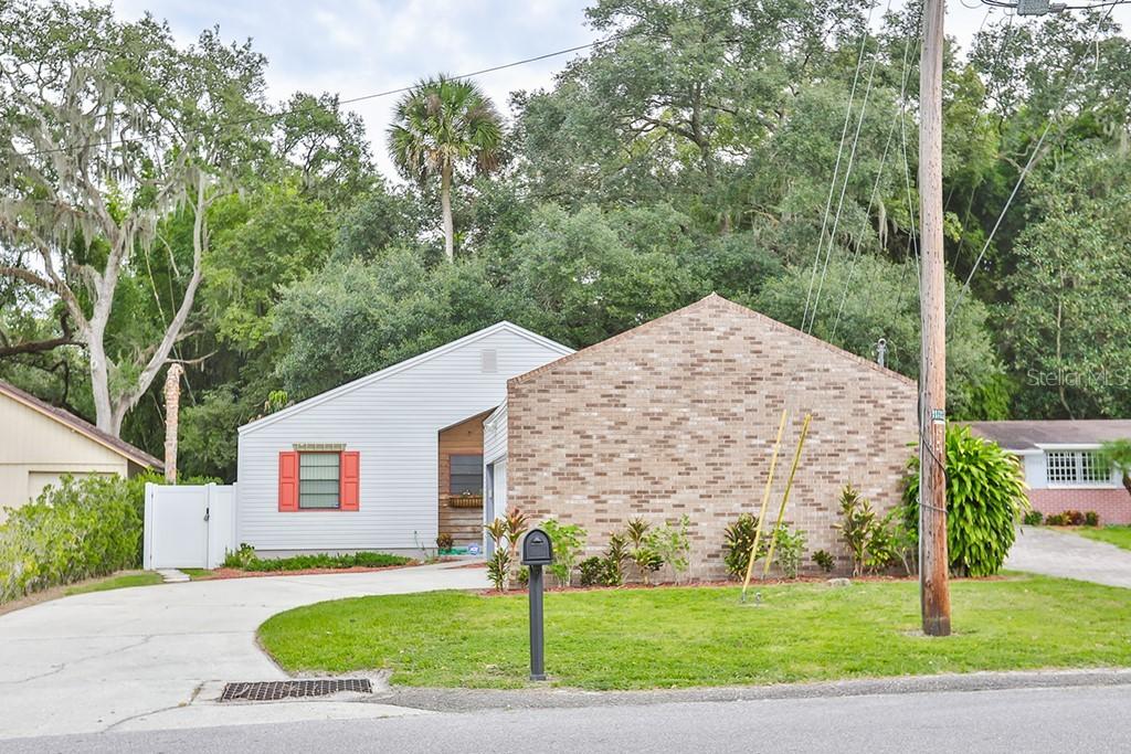 7105 N 18th St., Tampa, FL 33610