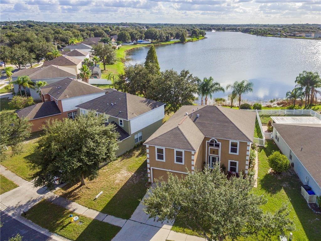12757 Lake Vista Dr., Gibsonton, FL 33534