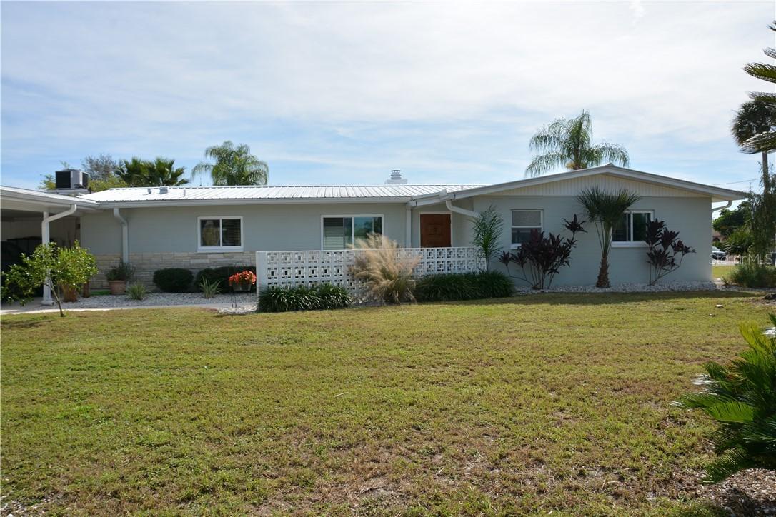 713 Jamaica Cir., Apollo Beach, FL 33572