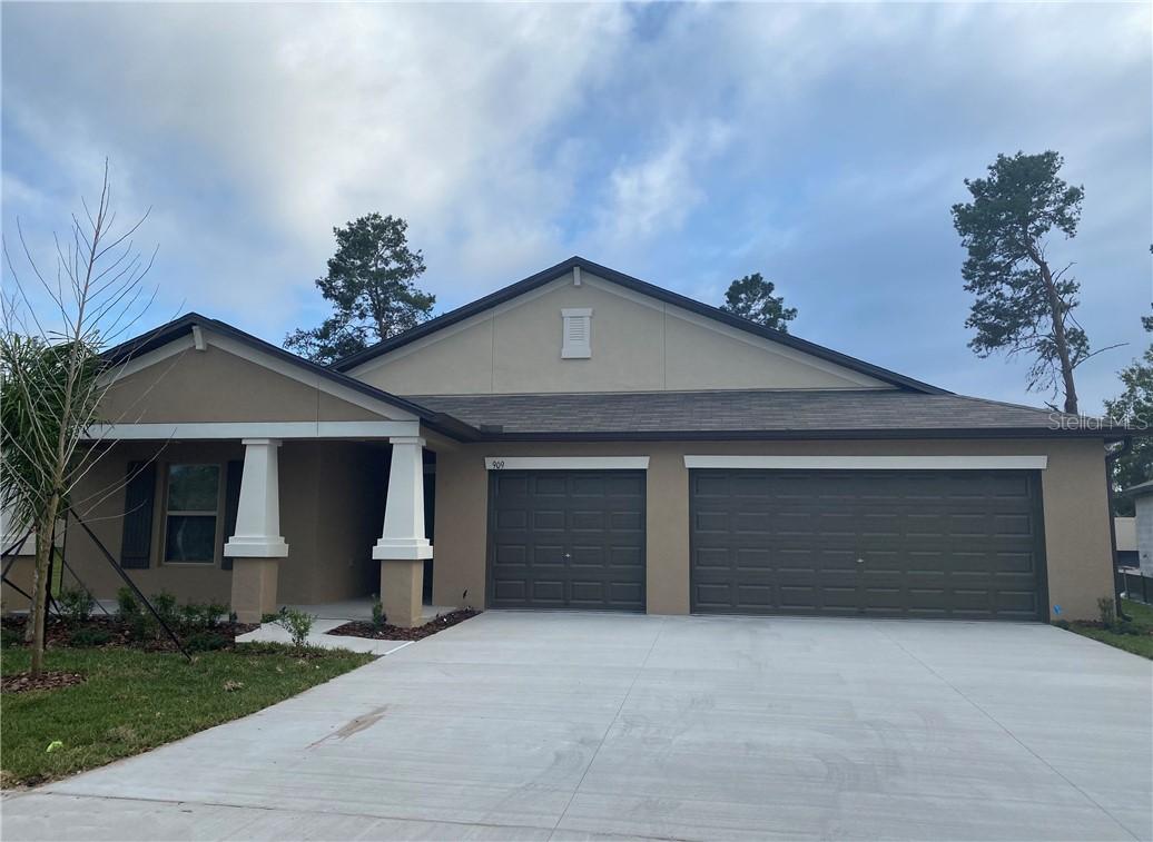 909 Timeless Moss Dr., Ruskin, FL 33570