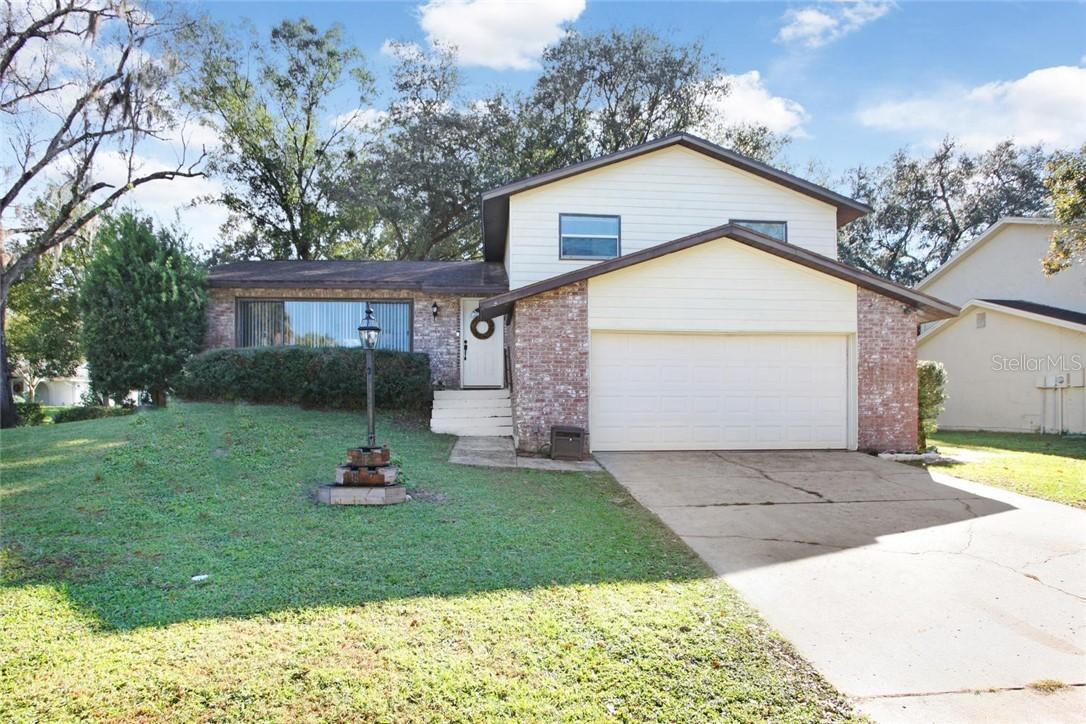 1902 Red Fox Ln., Brandon, FL 33510