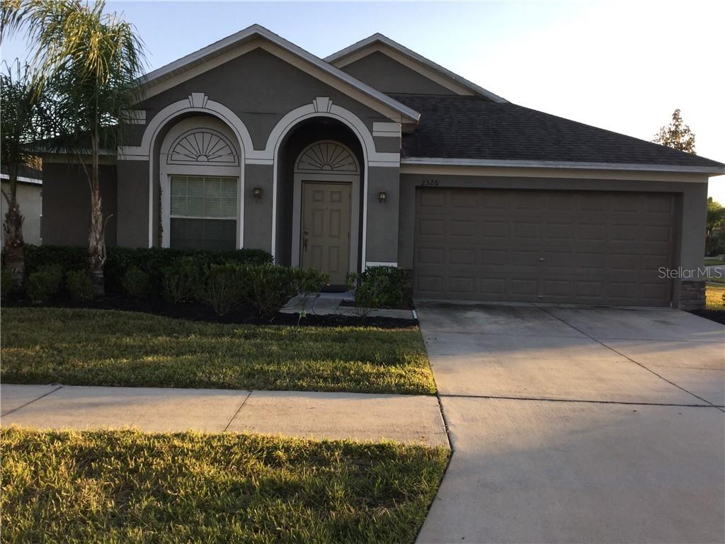 2326 Dakota Rock Dr., Ruskin, FL 33570