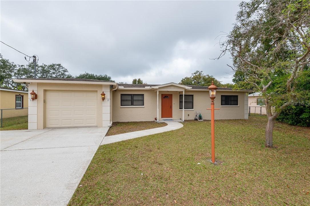 12402 N Boulevard, Tampa, FL 33612