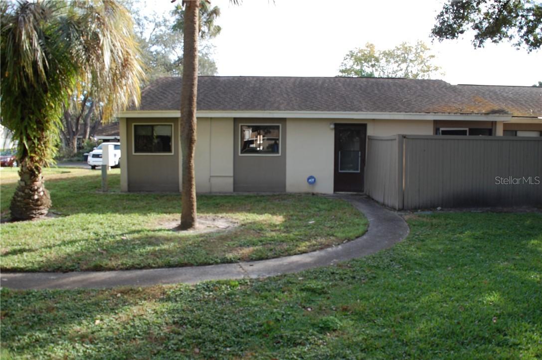 7923 Sabal Dr., Temple Terrace, FL 33637