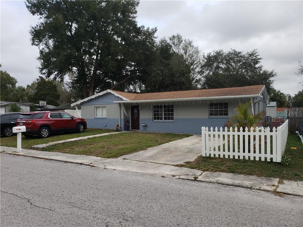 4926 Billy Direct Ln., Lutz, FL 33559