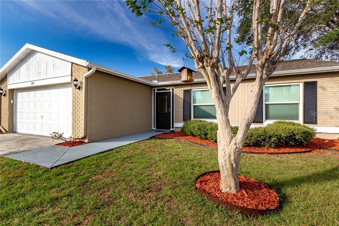 1323 Foxboro Dr., Brandon, FL 33511