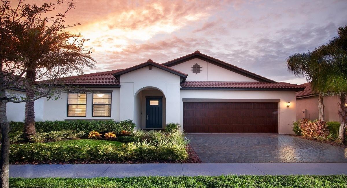 16817 Whisper Elm St., Wimauma, FL 33598