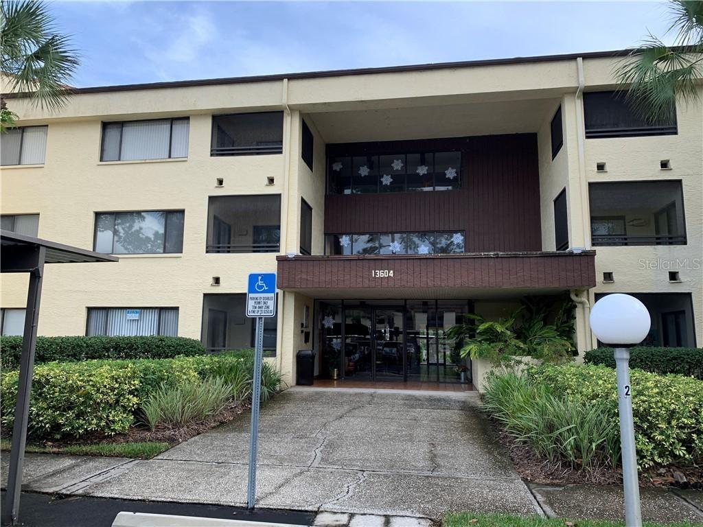 13604 S Village Dr. #2208, Tampa, FL 33618